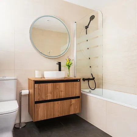 Junto Al Puente De Piedra Appartement *