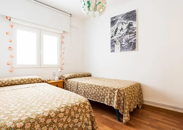 Junto Al Puente De Piedra Apartment *